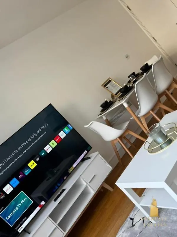 City Centre Apartment Λιντς