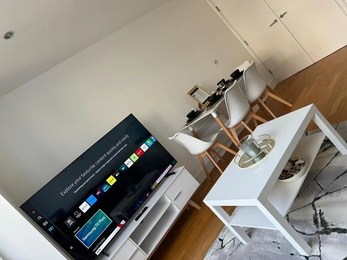City Centre Apartment Λιντς