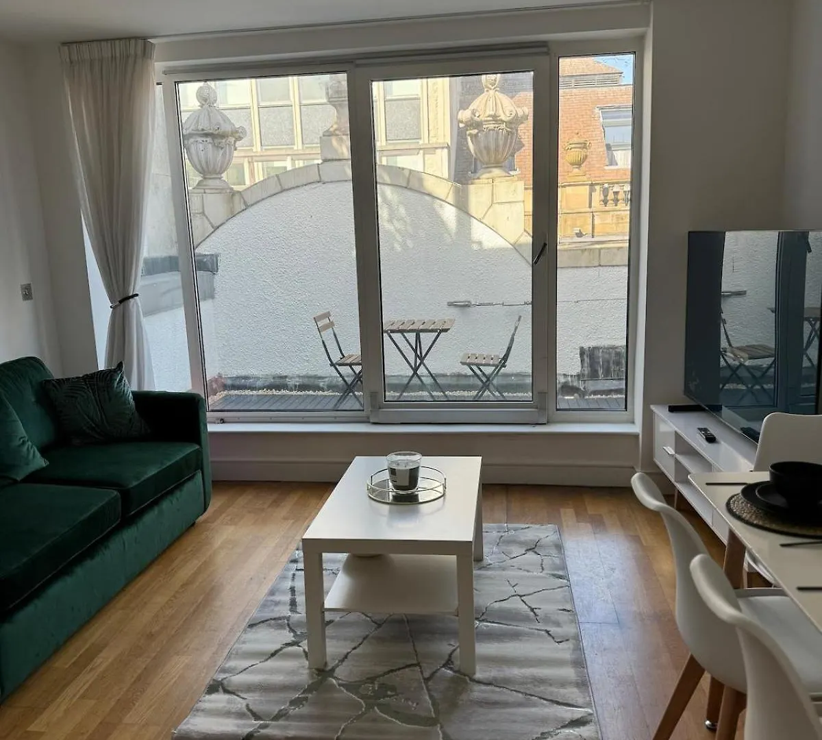 City Centre Apartment Λιντς